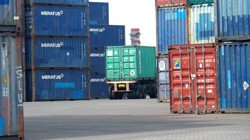 Meratus Container Yard: Heavy-Duty Paving Block Solution