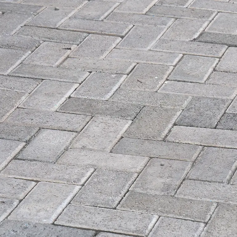 Paving block pola herringbone abu